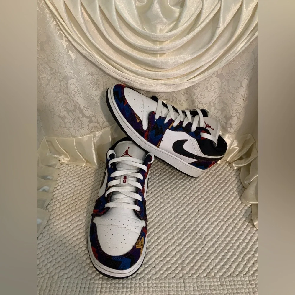 Nike